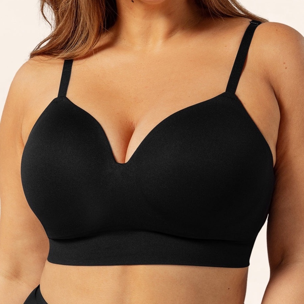 Truekind® Supportive Comfort Wireless Shaping Bra, Medium, Black. MSRP $55
